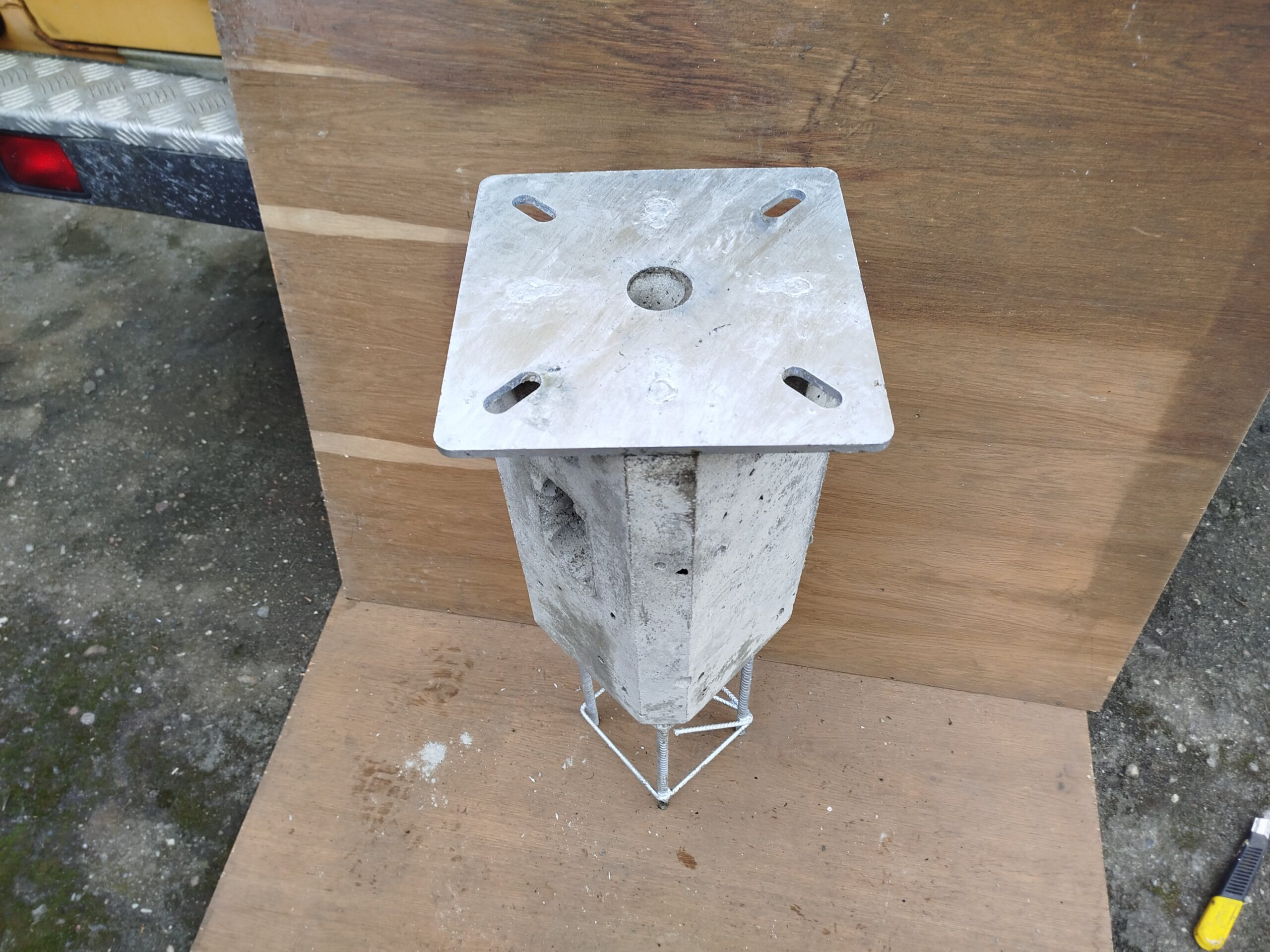 Fundament zanurzany K2-K260/8/M16 - obrazek 3