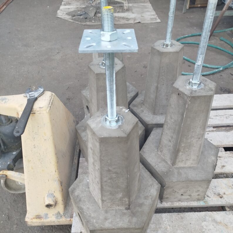 Fundament wkopywany Z25-M20